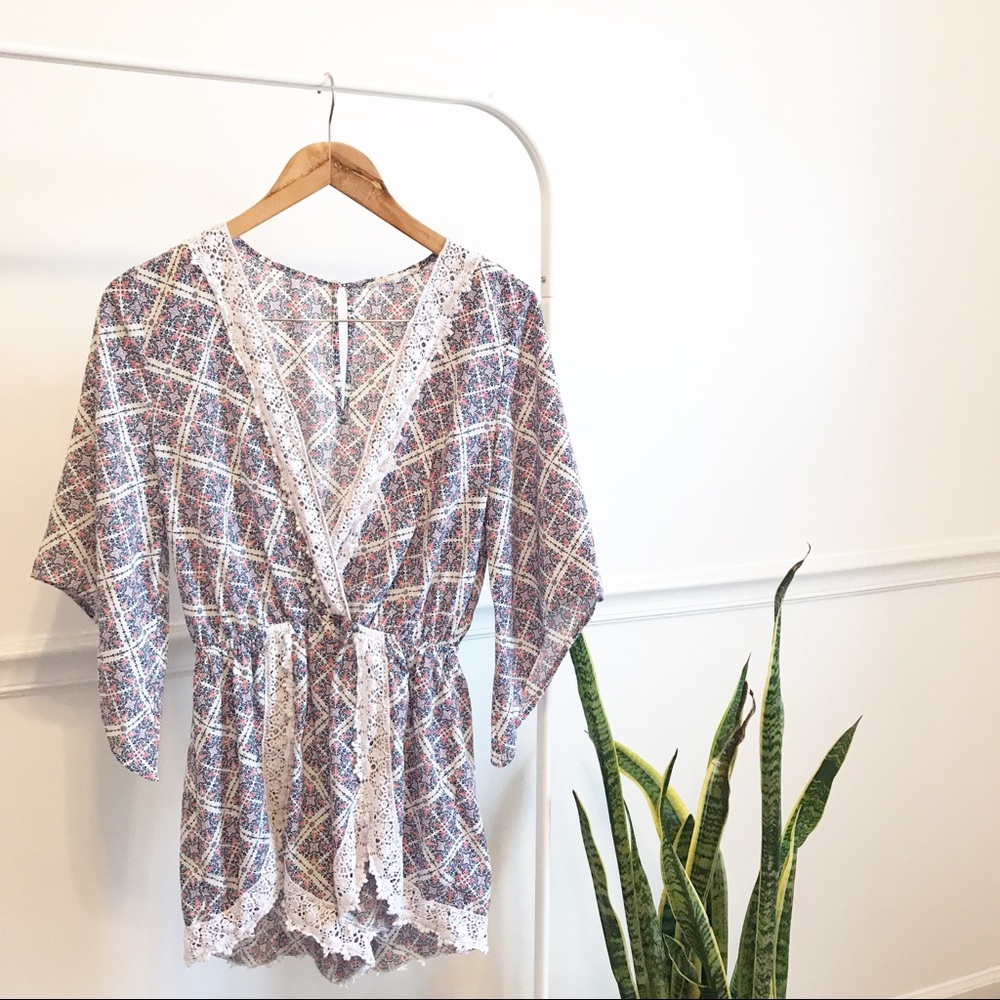 🚌 ILLA ILLA  | women’s printed colorful romper S